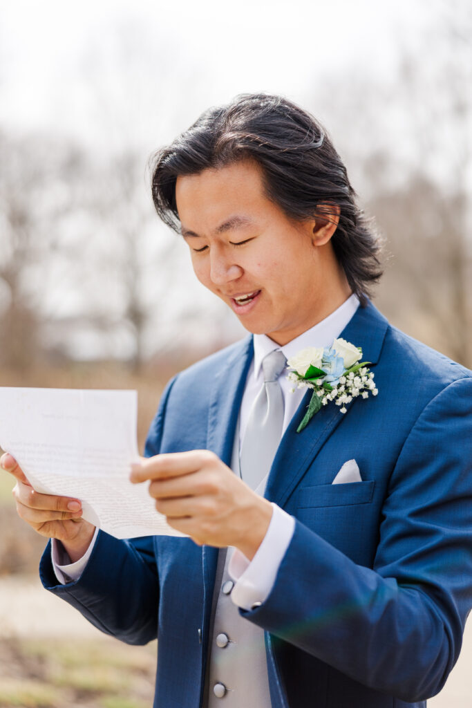 Morton Arboretum Wedding
Wedding Photographer in Central Illinois
Photos by Amanda Banik Photography