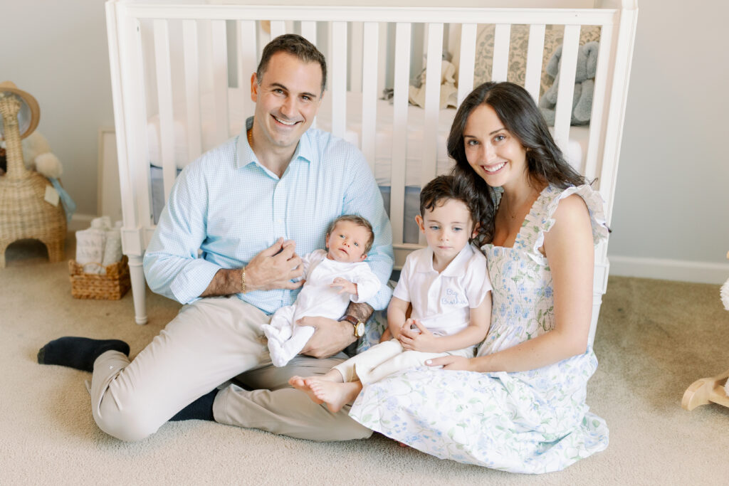 What to wear for newborn photos at home Central Illinois Newborn Photographer Photos by Amanda Banik Photography